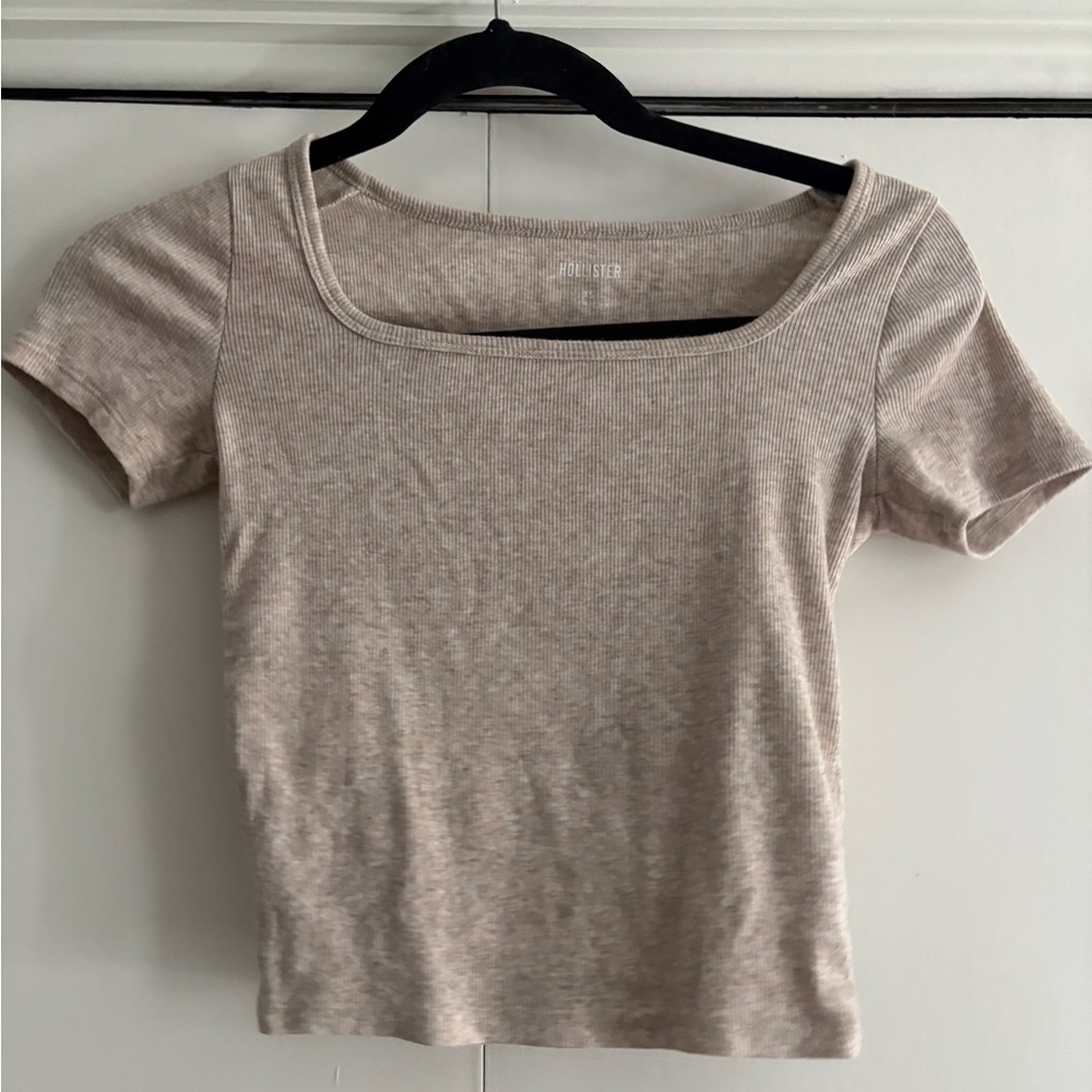 Hollister Beige Ribbed Crop Top